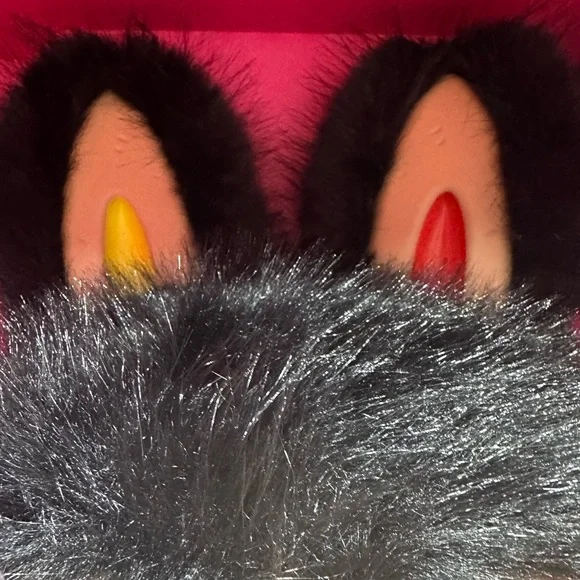 The Monsters 10th Anniversary Series Zimomo Vinyl Plush Doll.New in box. - Picture 7 of 16